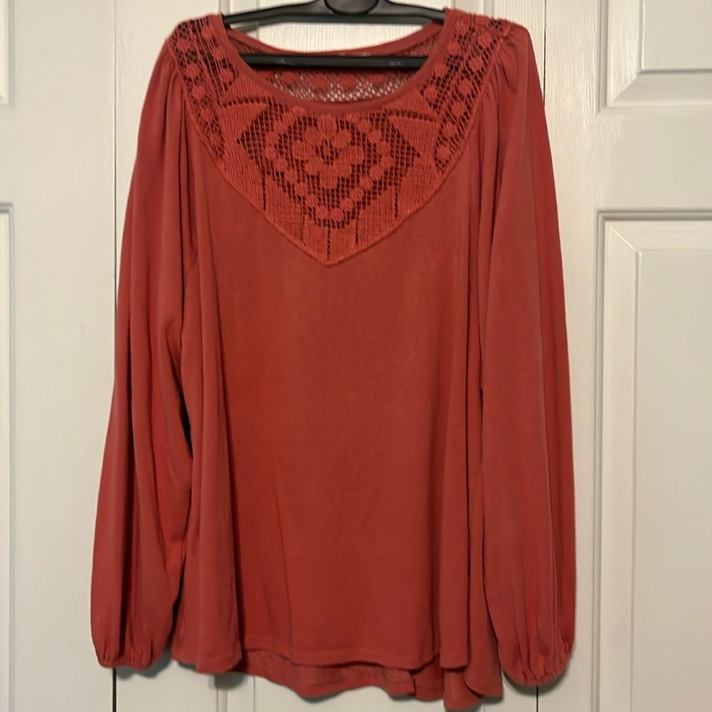 Easel coral top
